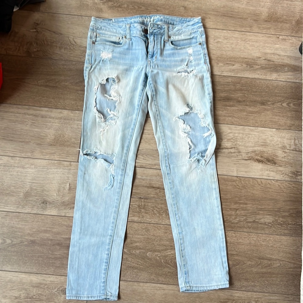 American Eagle Light Wash Cute Jeans